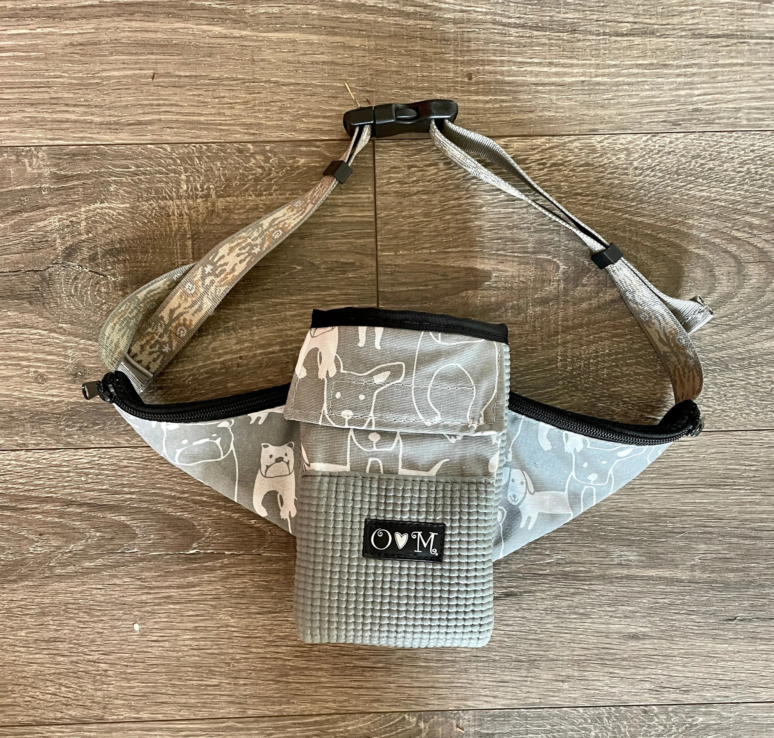 Ajax Fanny Pack Gray -Dog print fabric