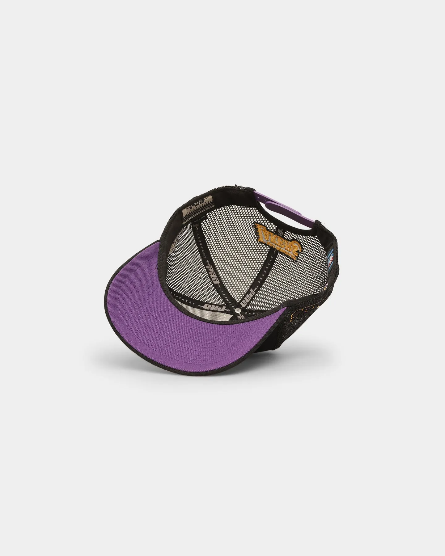 Pro Standard Los Angeles Lakers Mash Up Trucker Snapback Black