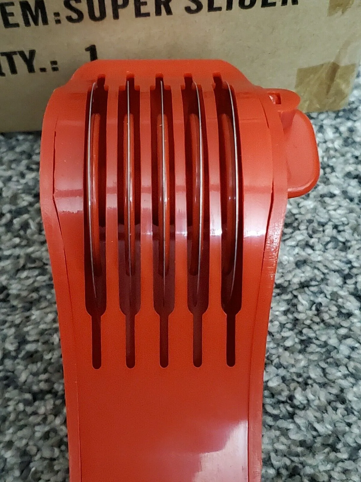 Red Ultimate Super Slicer – 5-Blade Rolling Wheel for Herbs and Noodles