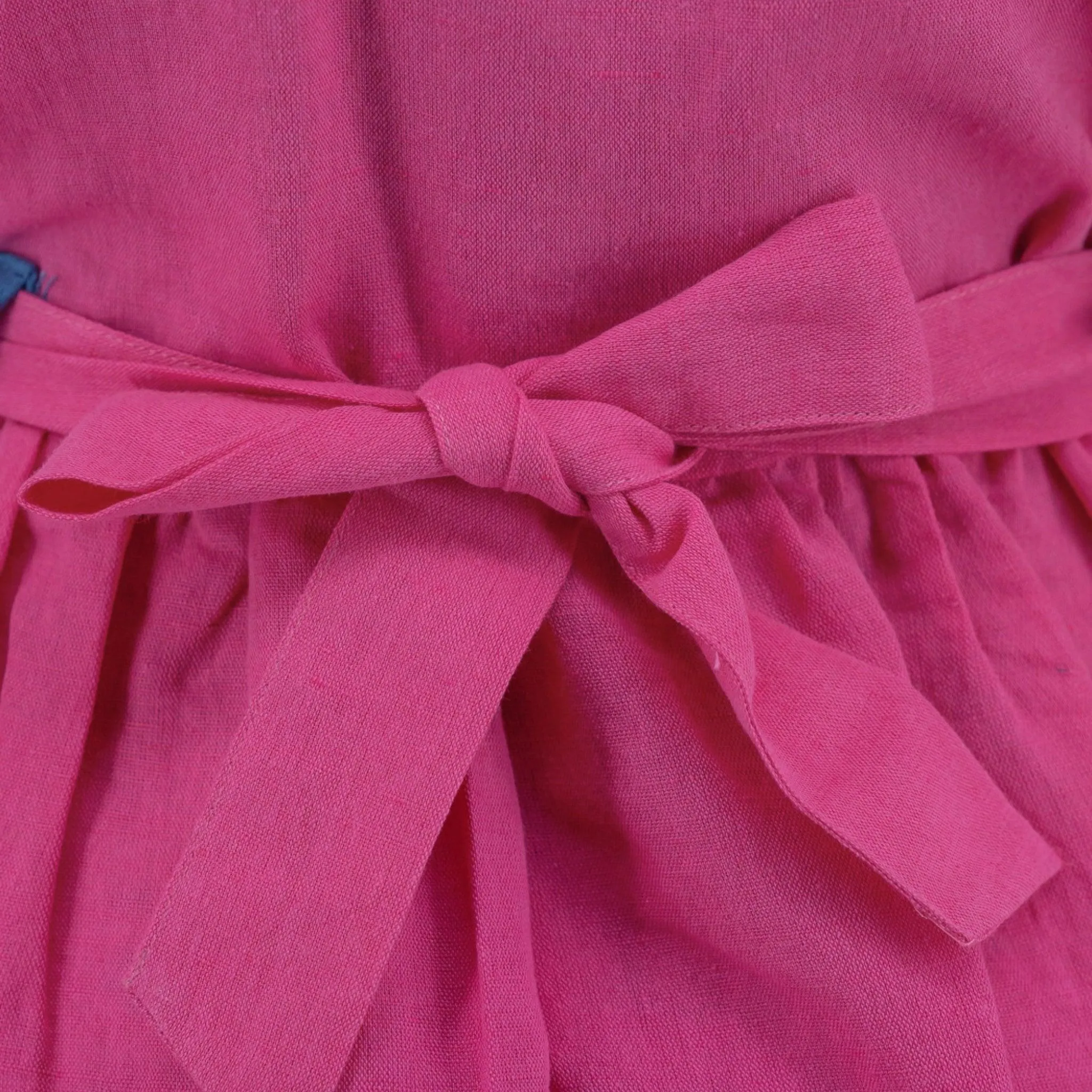 Sustainable Summer Fun: Eco-Friendly Fuchsia Linen Dress