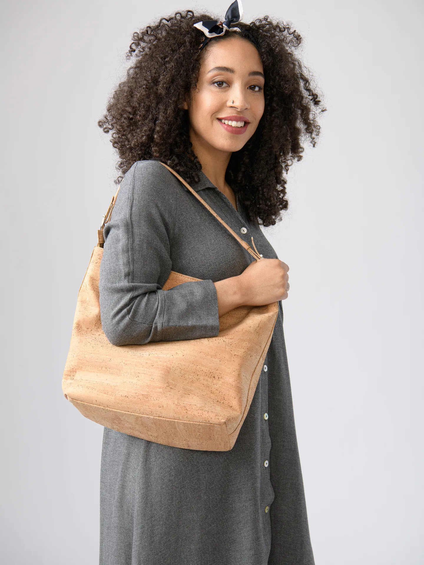 Tame Your Daily Chaos: Spacious & Stylish Cork Shoulder Bag (Laptop Friendly!)